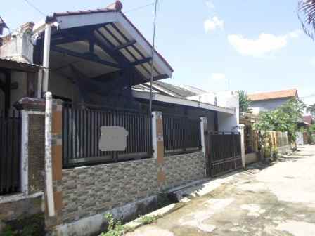 rumah komplek pelni