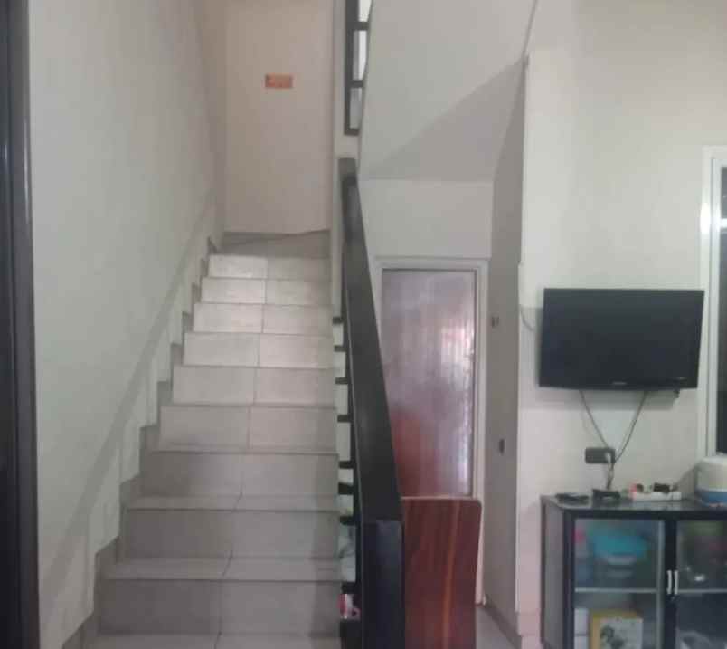 rumah kos 10 kamar lokasi tengah kota ngagel surabaya