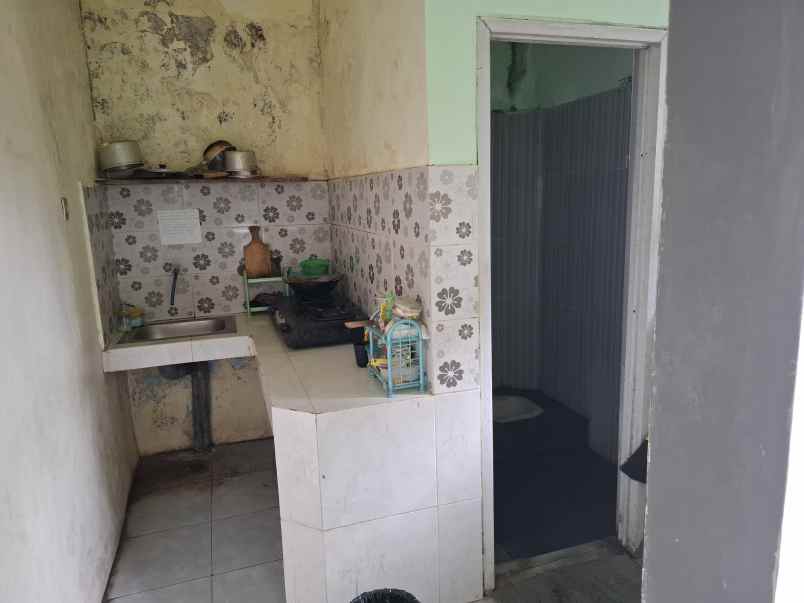 rumah kos 2 lantai dekat kampus jember