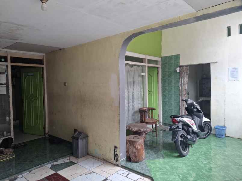 rumah kos 2 lantai dekat kampus jember