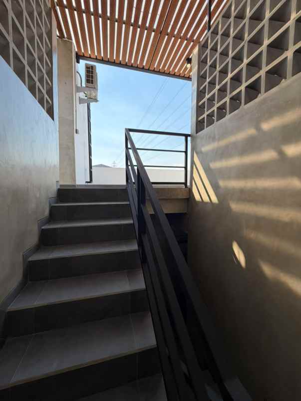 rumah kost premium lokasi dekat kampus brawijaya