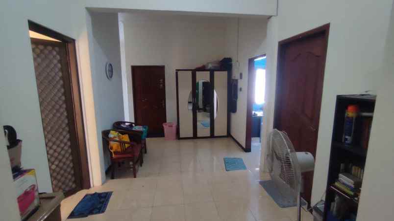 rumah lebak indah regency queen victoria 2200w