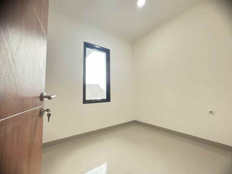 rumah mewah 2 lantai paling murah dekat toll pamulang