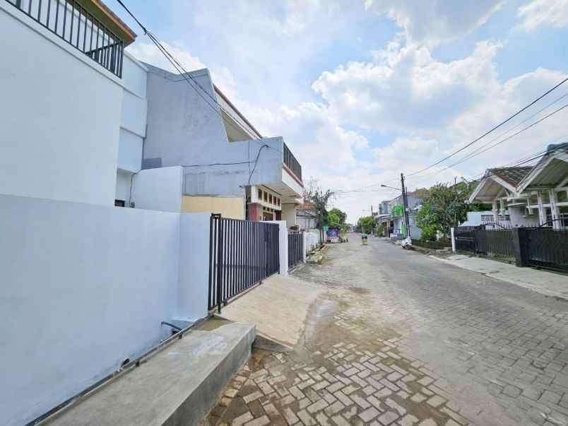 rumah mewah 2lt bisa kpr di kota harapan indah bekasi