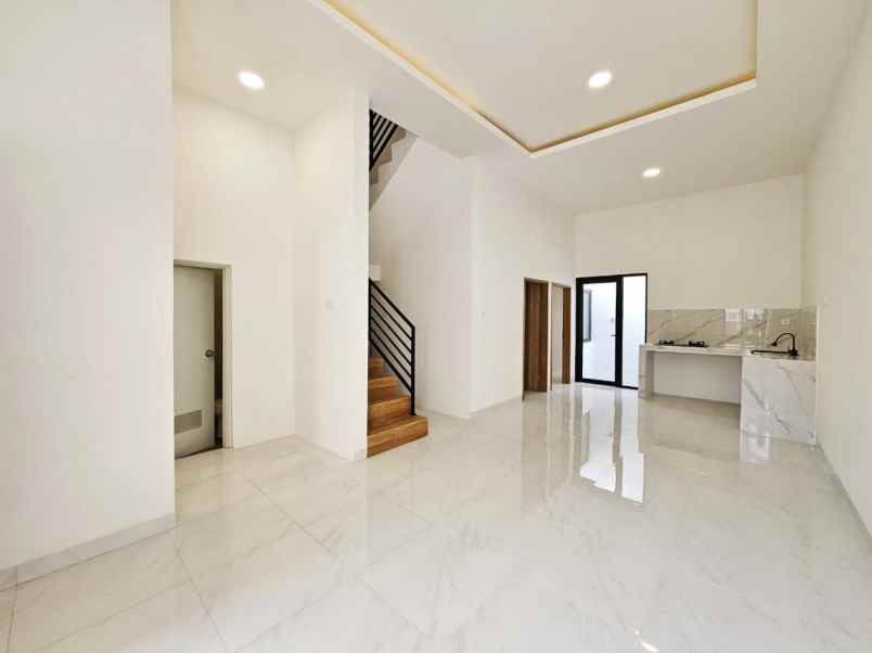 rumah mewah 2lt bisa kpr di kota harapan indah bekasi