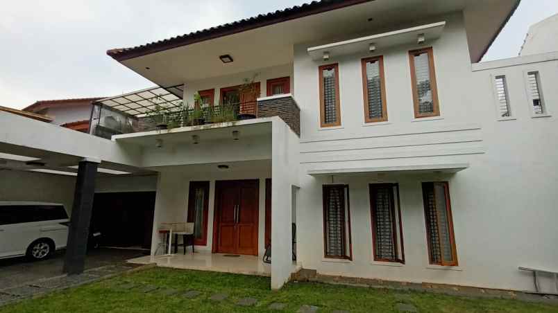 rumah mewah asri murah di bintaro jakarta selatan