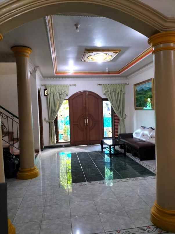 rumah mewah durensawit jakarta timur