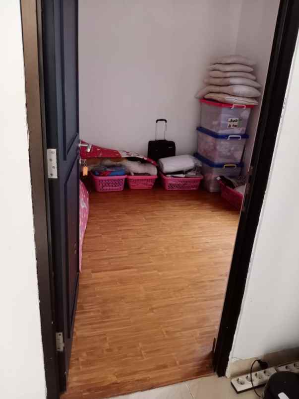 rumah mewah second dijual murah di padma residence