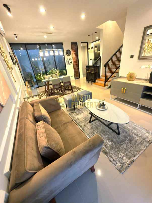 rumah mewah siap huni di maguwoharjo sleman