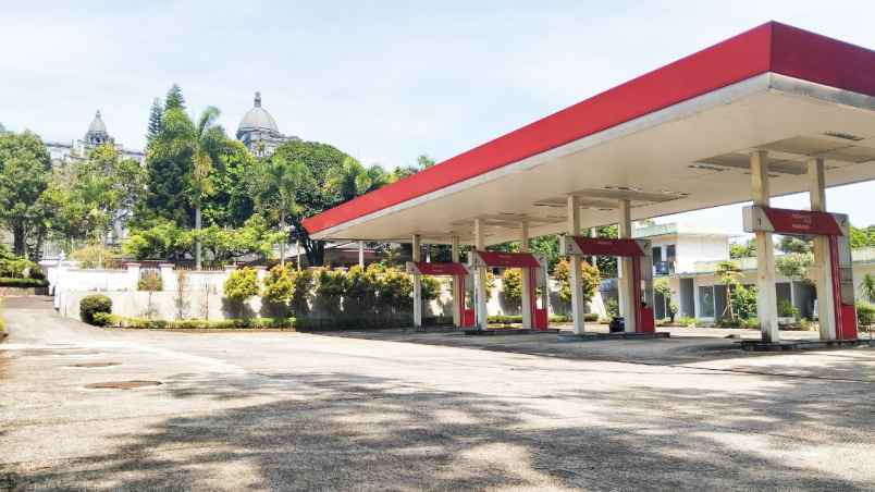 rumah mewah terawat maindroad setiabudi kota bandung