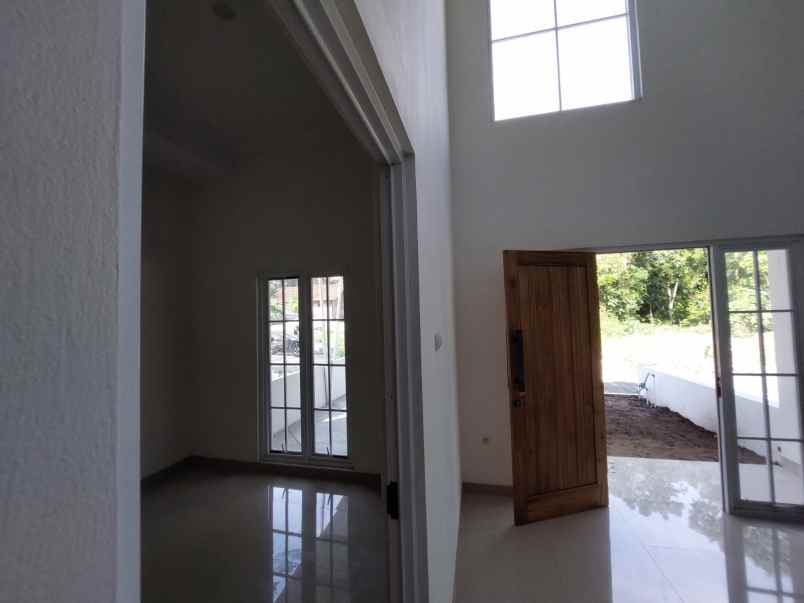 rumah mezzanine kekinian murah di pusat kota jogja