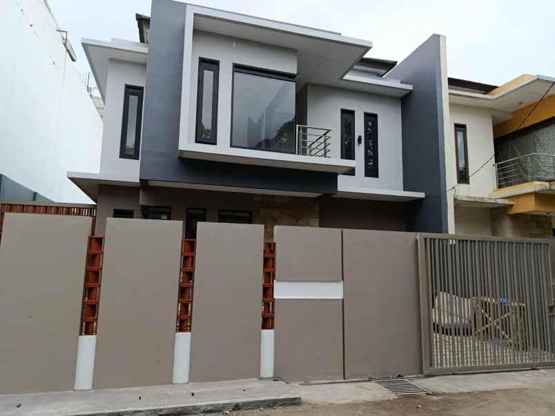 rumah moderen renov pasirluyu buah batu kota bandung