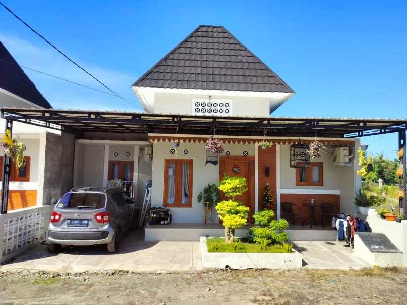 rumah modern minimalis dekat candi prambanan