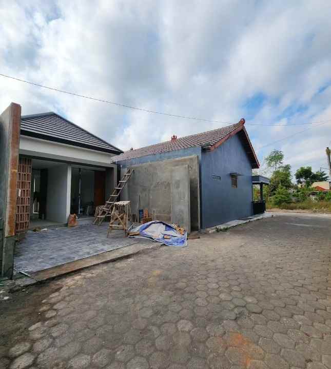 rumah murah minimalis modern di kalasan sleman