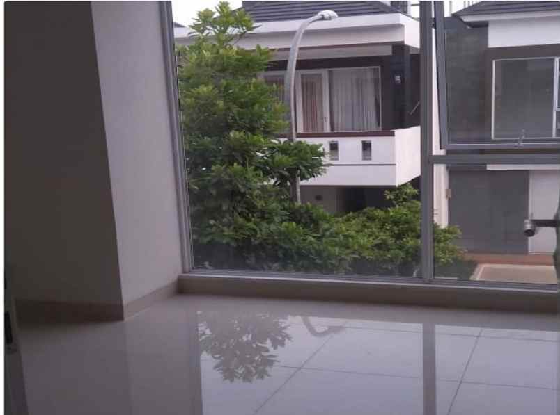 rumah murah siap huni dijual di graha raya bintaro