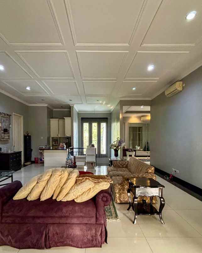 rumah second terawat siap huni di nusaloka bsd