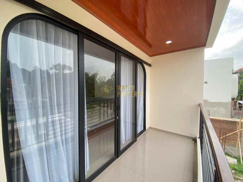 rumah siap huni 2 lantai dalam cluster di maguwoharjo