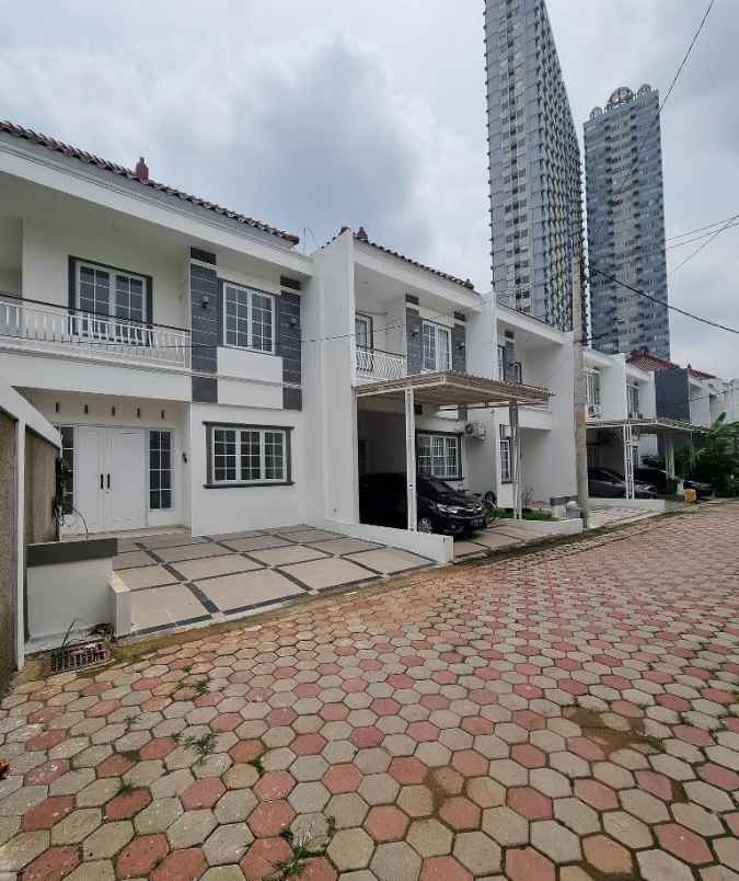 rumah siap huni depok dijual dekat d mall
