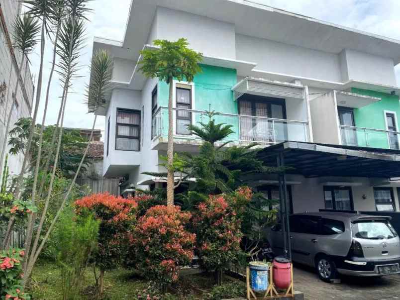 rumah siap huni dikomplek kamarung cimahi dekat pemkot