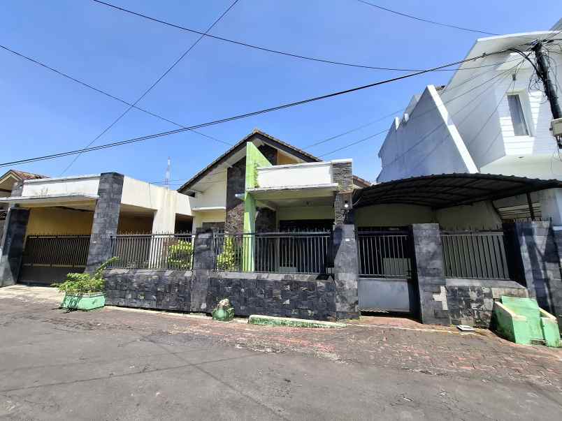 rumah strategis dekat kampus jember