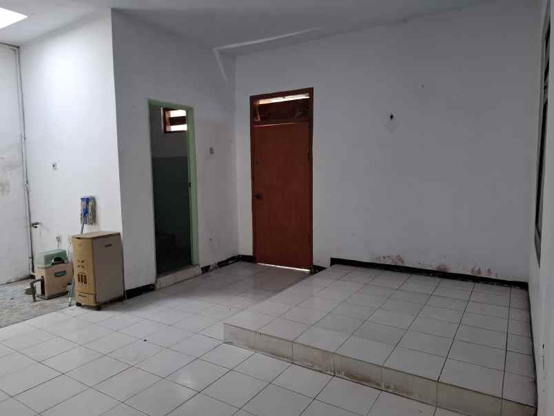 rumah strategis dekat kampus jember