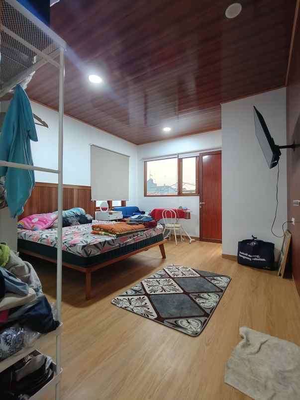 rumah tumbuh secondary bagus di ciracas jaktim