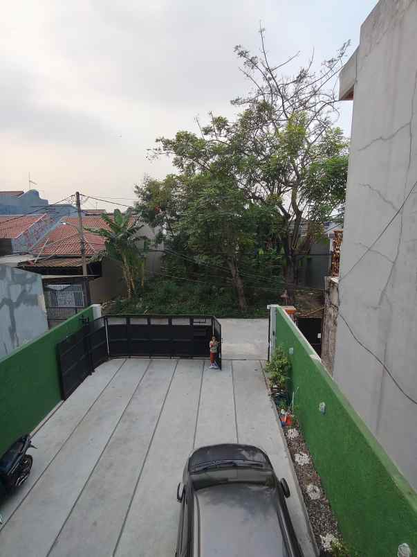 rumah tumbuh secondary bagus di ciracas jaktim