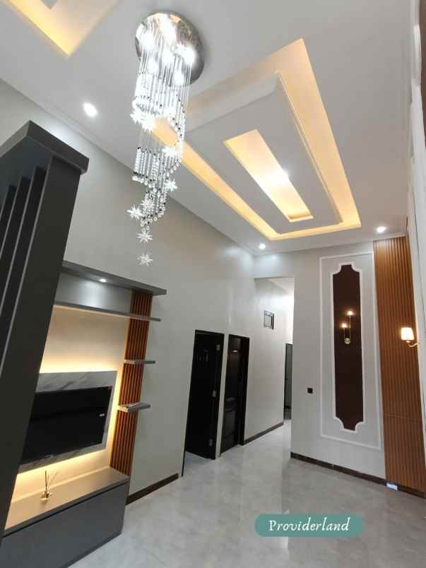 semi furnished luas 90 meter 3kt 2km bisa kpr dp 0