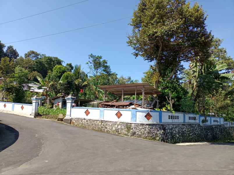 tanah 735m cocok bangun villa wisata karangpandan