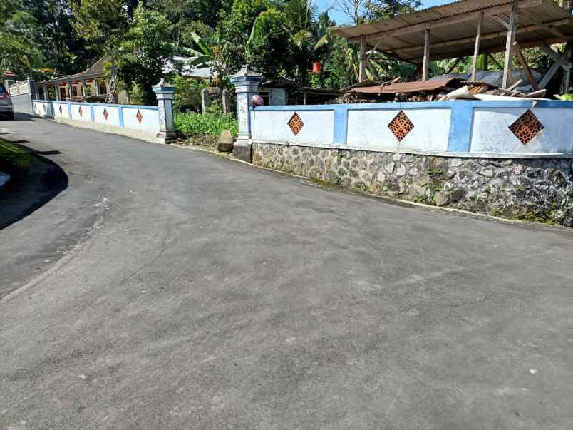 tanah 735m cocok bangun villa wisata karangpandan