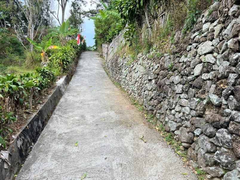 tanah cocok buat villa barat pasar tawangmangu