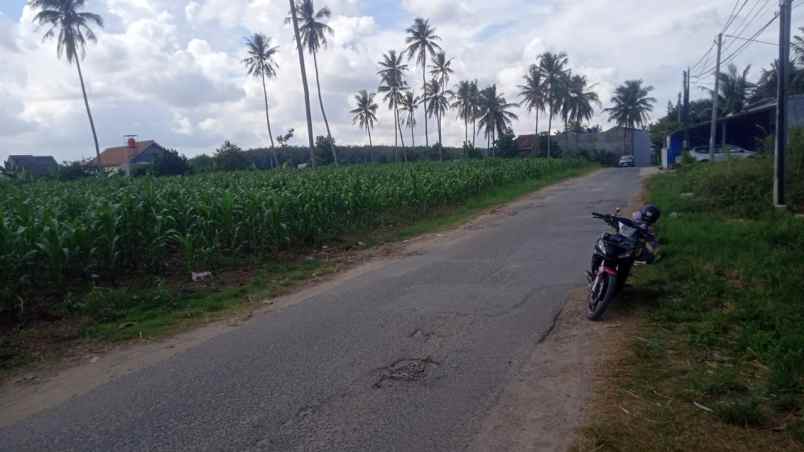 tanah di dekat pintu tol tera jati agung