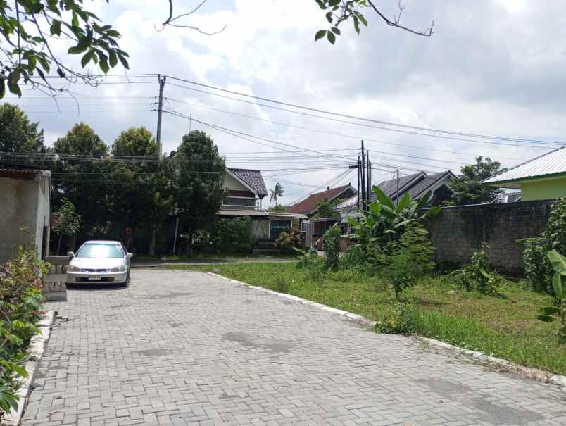 tanah hook dijual dekat ugm shm p ready baliknama