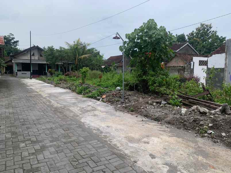 tanah jogja dijual 2 jutaan dekat kaliurang km 9 shm p