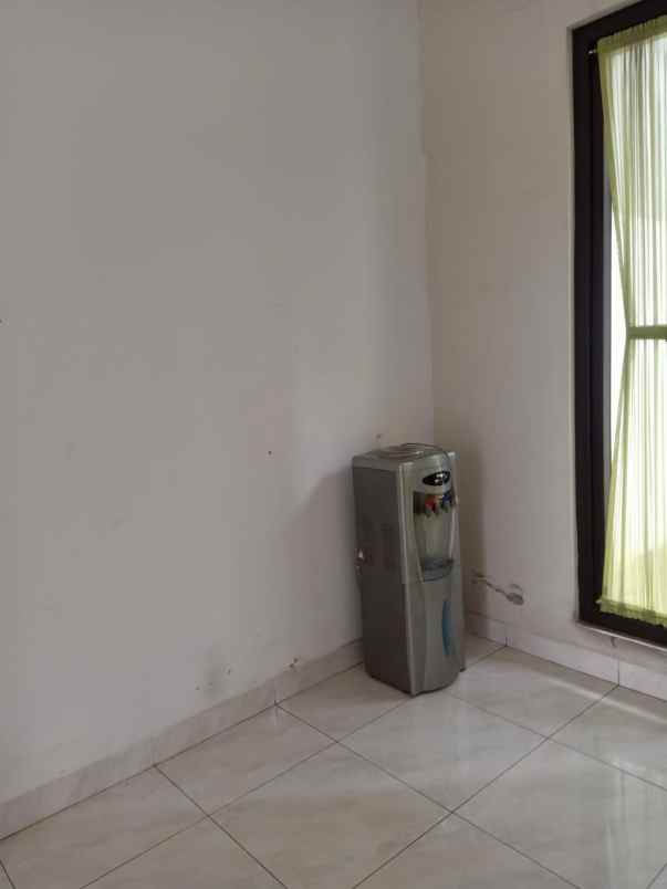 turun harha dijual rumah di citragran cibubur