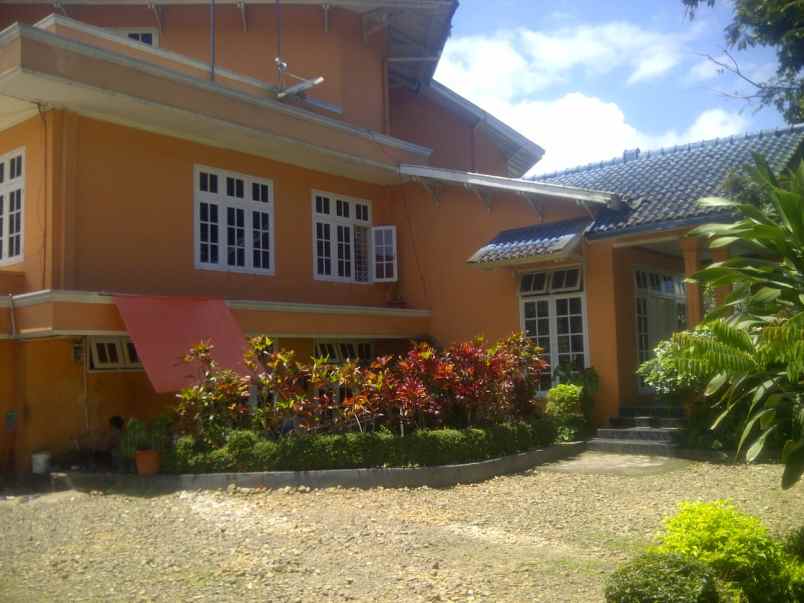 villa alamat jalan cisarua km 80