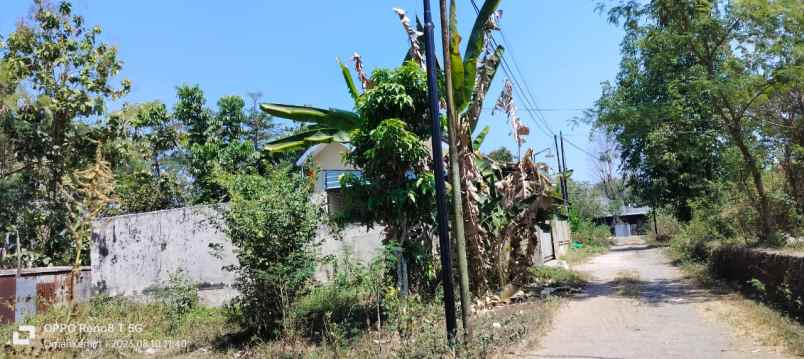 300 meter jl besi jangkang tanah hook sleman jogja