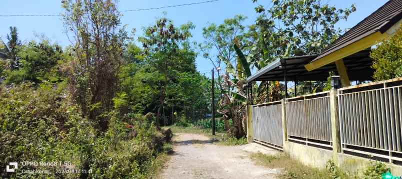 300 meter jl besi jangkang tanah hook sleman jogja