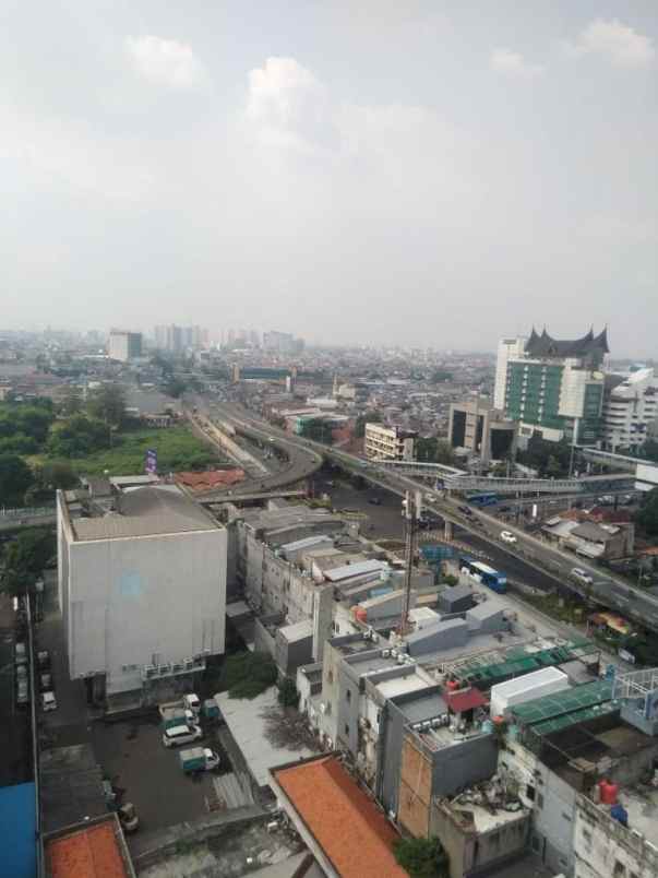 apartemen menteng square 2 kt lt 18 dekat rscm