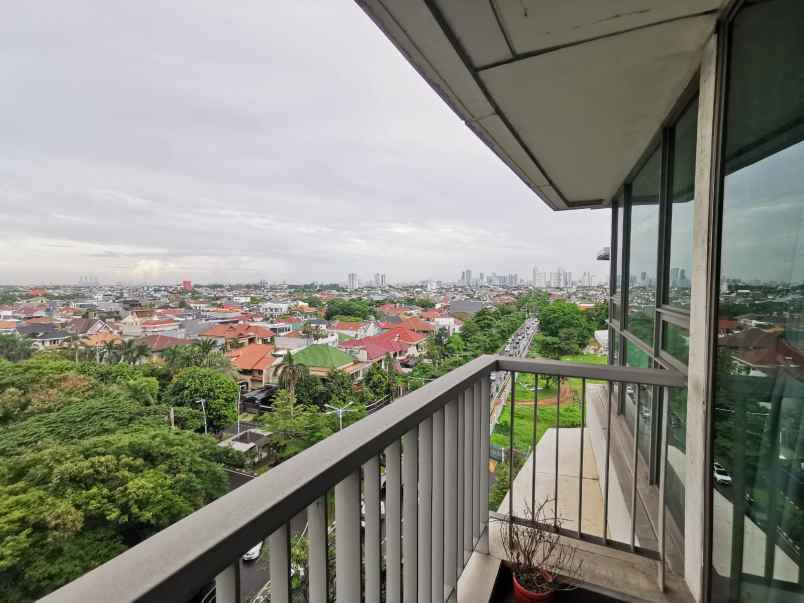 apartemen royal suite jakarta barat