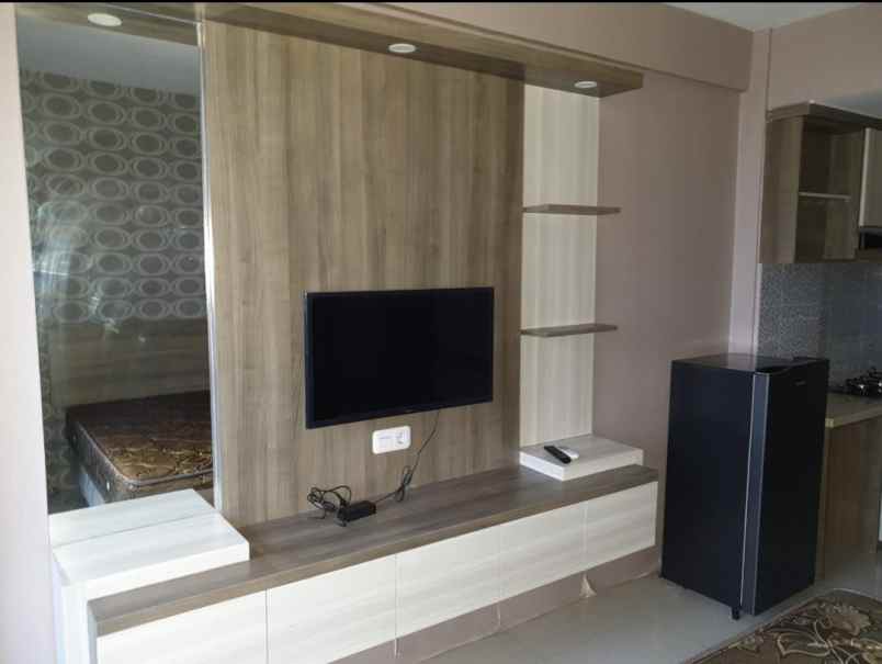 dijual apartemen apartemen emerald tower