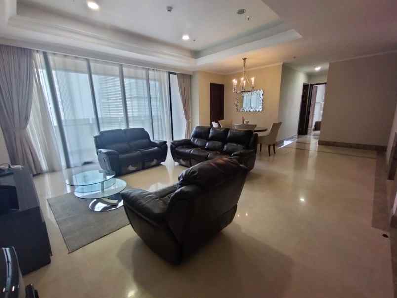 dijual apartemen district 8 unit bagus kosongan