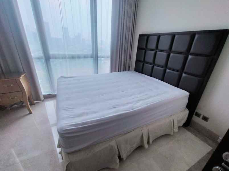 dijual apartemen district 8 unit bagus kosongan