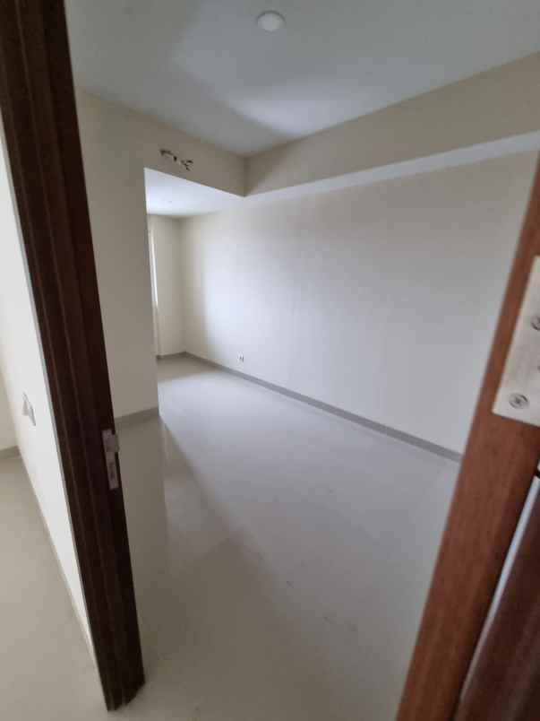 dijual apartemen grand dharmahusada lagoon