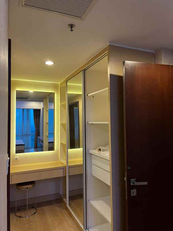 dijual apartemen lippo karawaci