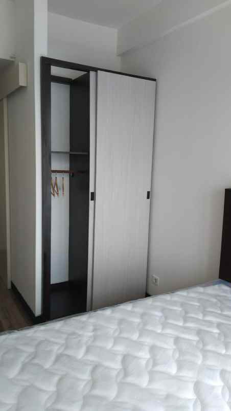 dijual apartemen pakuwon city amor