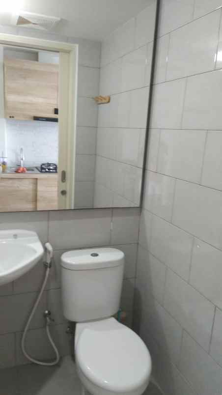 dijual apartemen pakuwon city amor