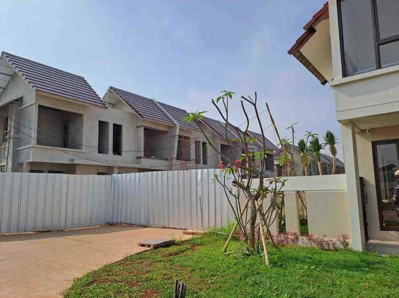 dijual apartemen podomoro golf