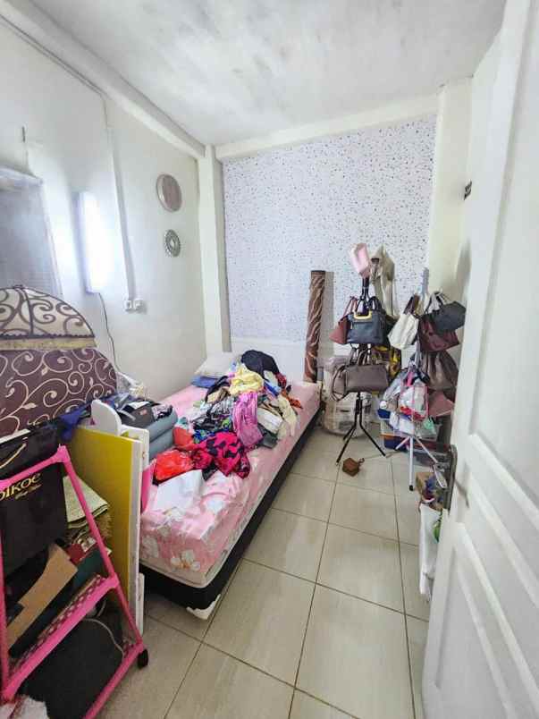 dijual apartemen rungkut barata