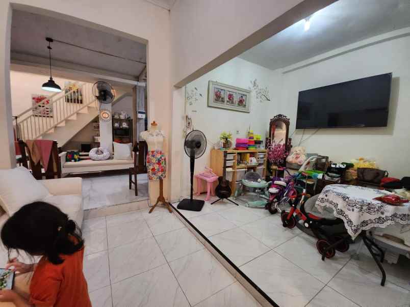 dijual apartemen rungkut barata